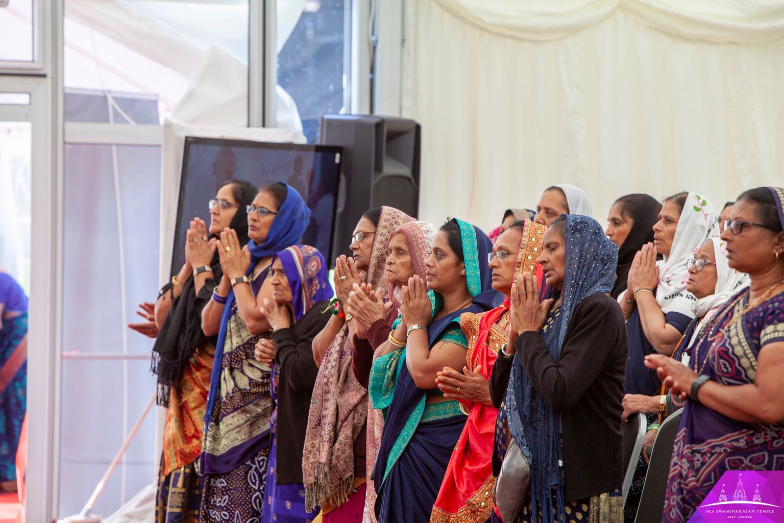 ©1987-2017 SKS Swaminarayan Temple East London